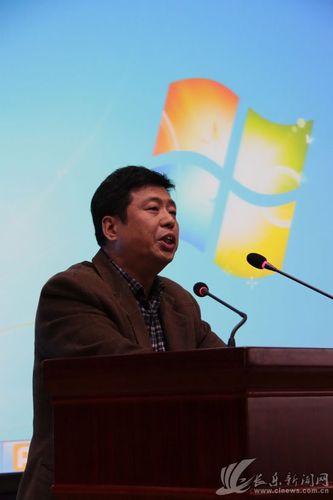 福州市"教师信息技术应用能力提升工程"在航举行